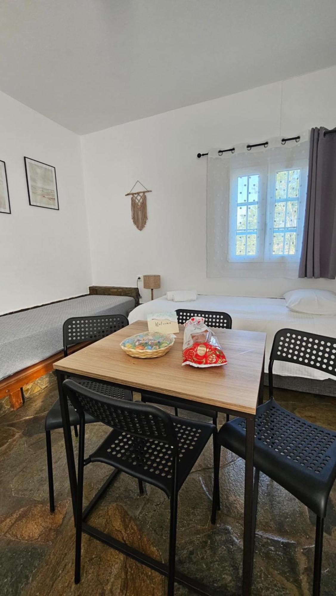 Enalia Apartment Korissia (Kea)